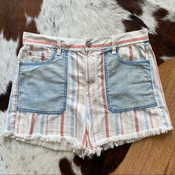 American Eagle Outfitters Pants - AEO Retro Pastel Striped Hi Rise Mom Shorts 12